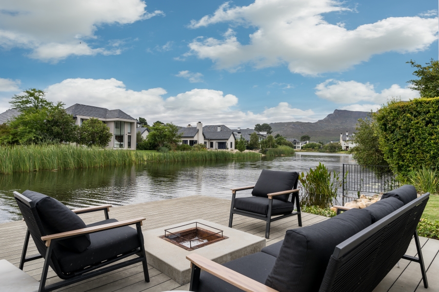 4 Bedroom Property for Sale in Pearl Valley at Val de Vie Western Cape